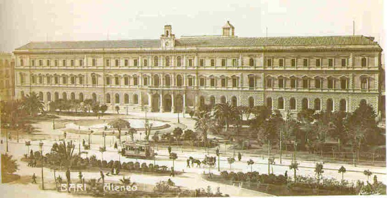 Palazzo Ateneo in the last century